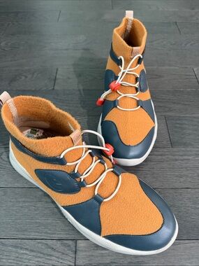 UIN Men's Orange and Navy Casual High-Top Sneakers